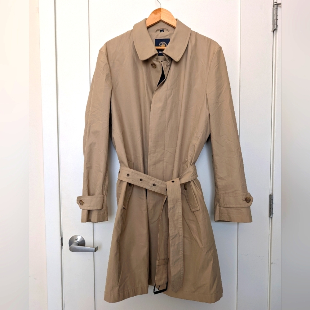 Classic Belted Trenchcoat, Tan (40R)